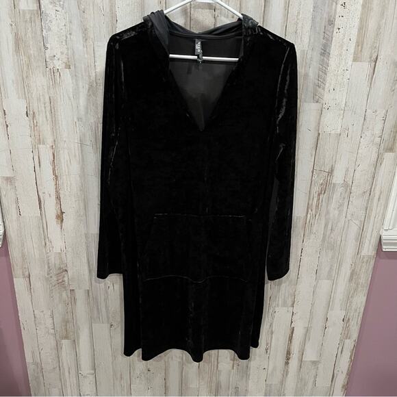 Torrid Velour Hooded Long Sleeve Mini Lounge Gown Deep Black 0 FLAW - Picture 2 of 7